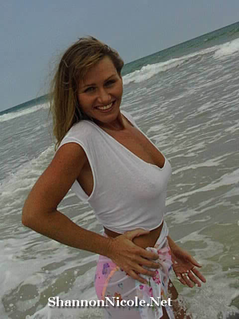 One of my favorite shots from my Daytona shoot with Denoy DeBoer!